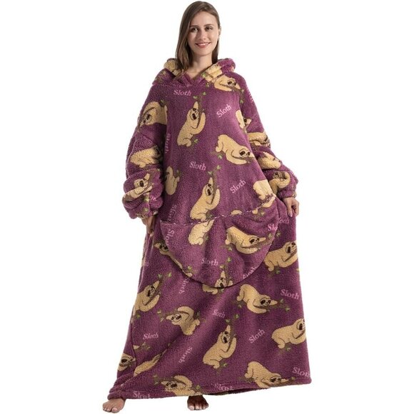⭐Sweat Sloth Warm Giant Hoodie Thick Flannel Blanket with Sleeve - Picture 2 of 5
